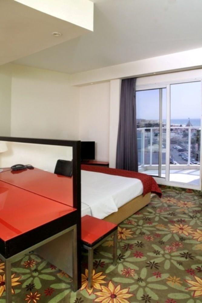 Rimonim Madison Hotel Nahariya Exterior photo