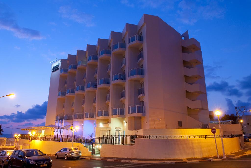Rimonim Madison Hotel Nahariya Exterior photo