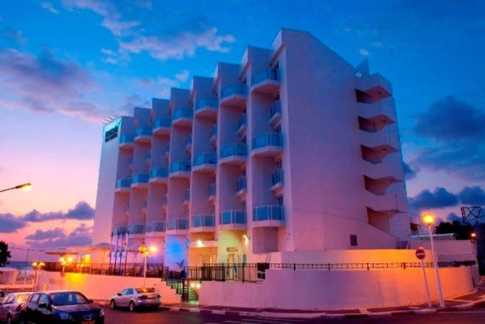 Rimonim Madison Hotel Nahariya Exterior photo